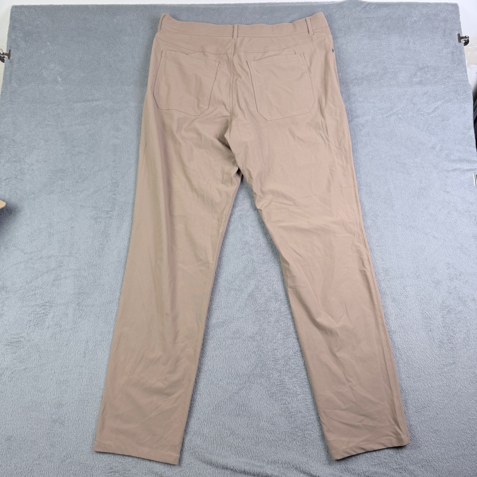 Aha Selected Mens Kinetic All Day 6-Pocket Pant Nomad Tan Xl New Nwt Activwear — image 7 of 8